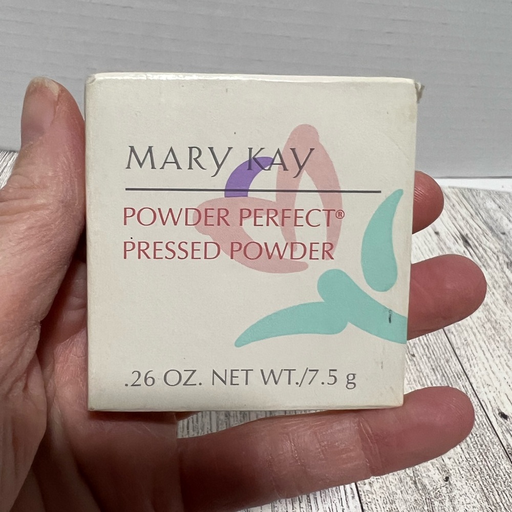 Mary Kay powder perfect pressed powder bronze new
